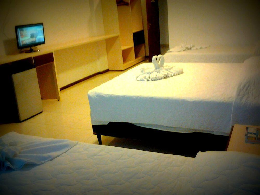 Hotel Cascata Das Pedras 3*